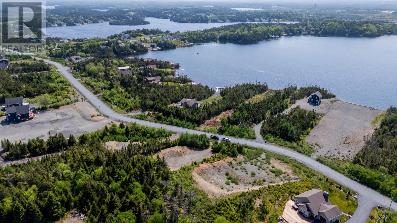 92 Amber Drive, Whitbourne, NL