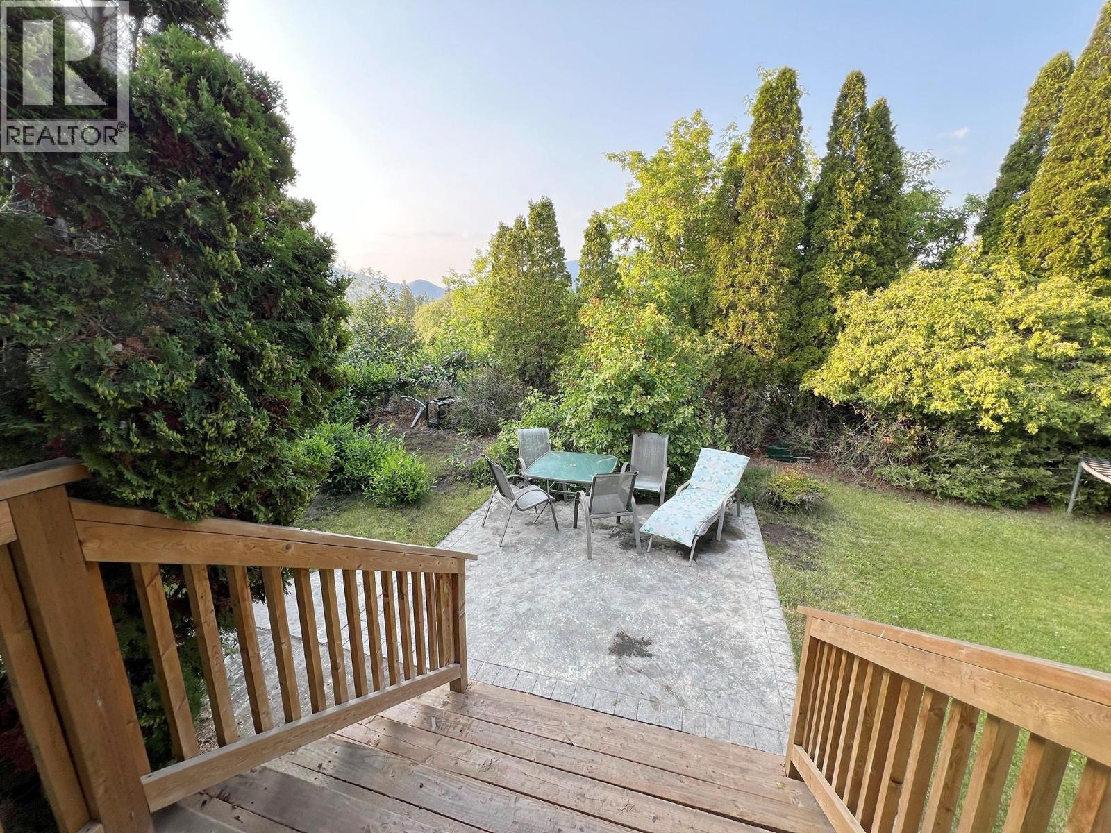 6288 Meadowland Crescent, Kamloops, BC