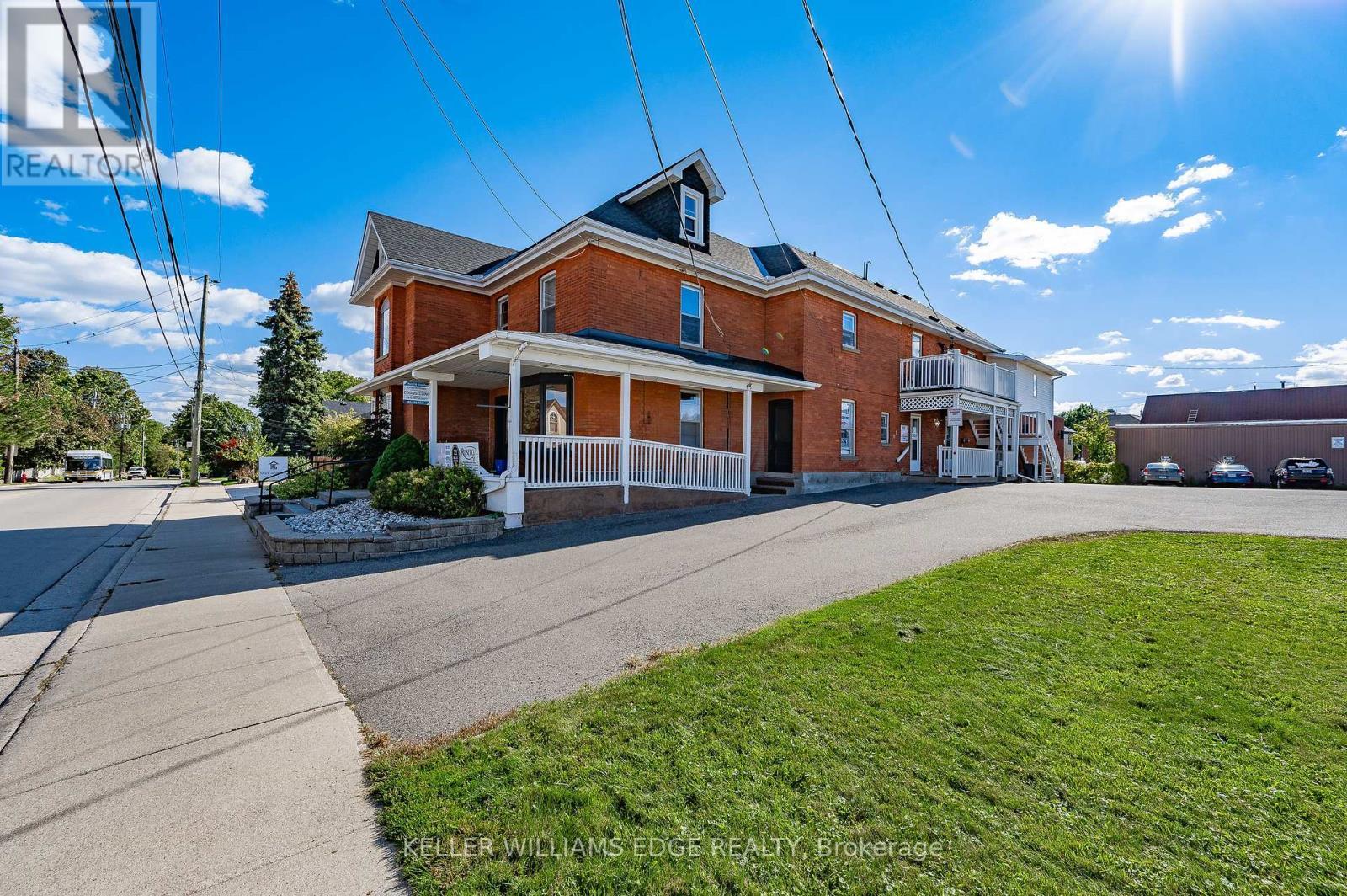 22 Mill Street S, Hamilton, ON