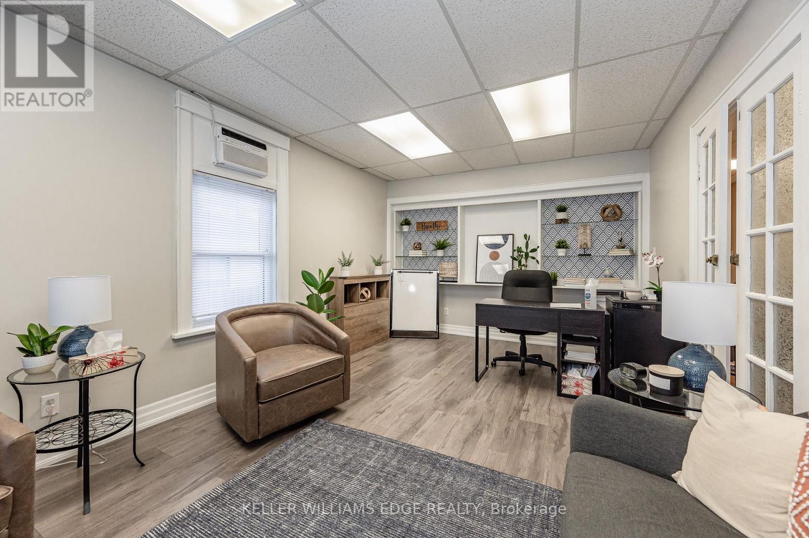 22 Mill Street S, Hamilton, ON