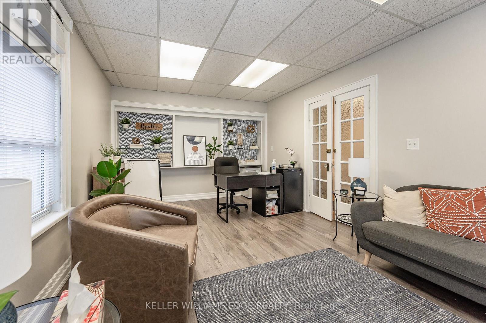 22 Mill Street S, Hamilton, ON