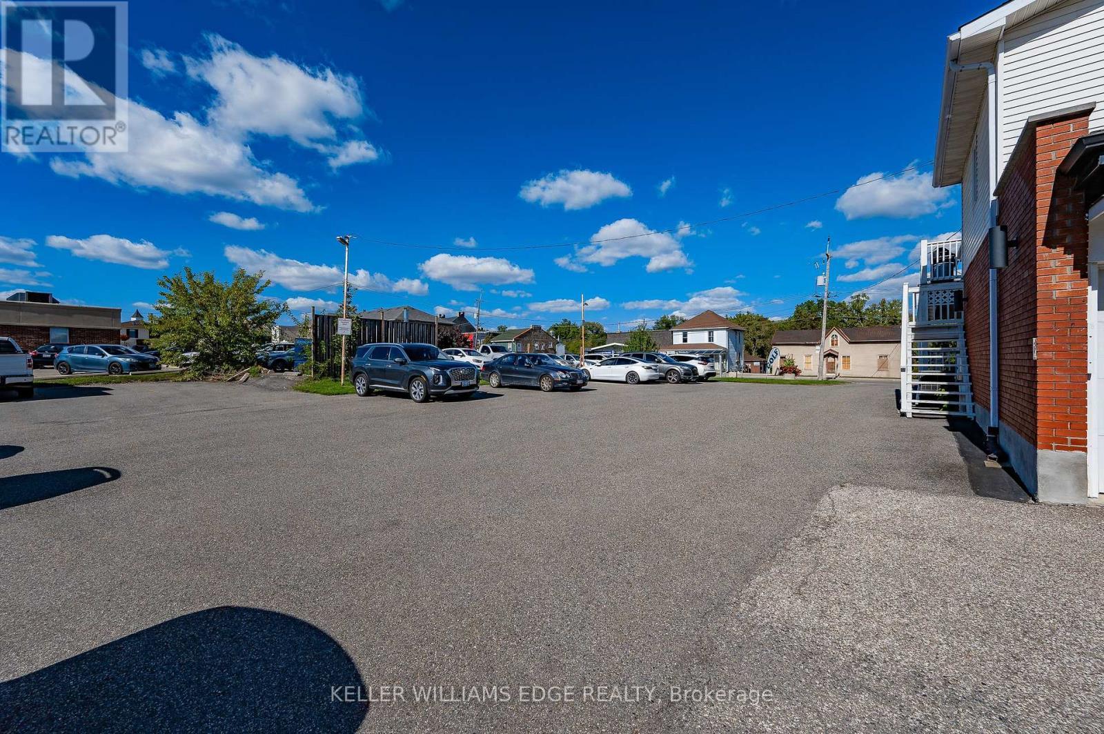 22 Mill Street S, Hamilton, ON