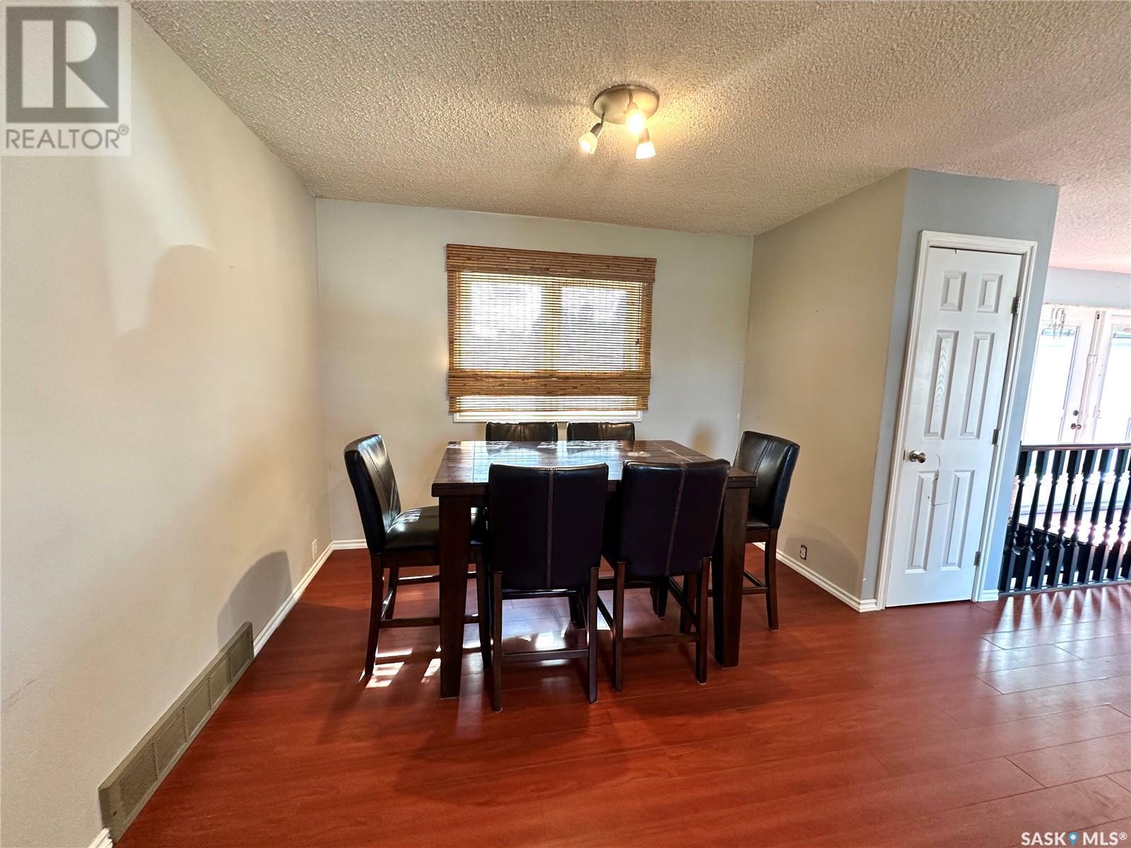 1412 2Nd Avenue, Edam, SK - Indoor Photo Showing Dining Room