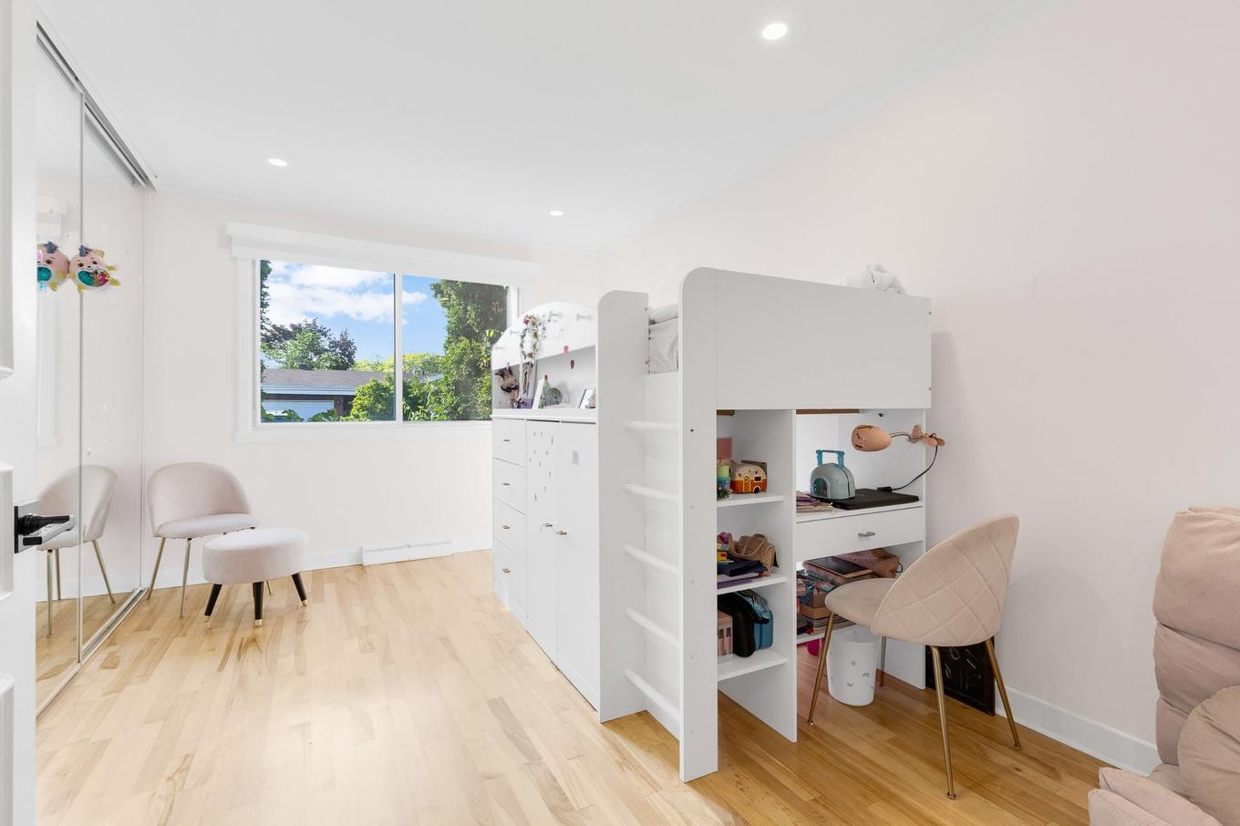 Bedroom - 129 Rue Wilson, Dollard-Des-Ormeaux, QC - Indoor