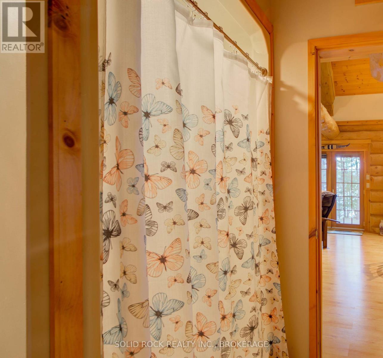 2091 Gull Lake Estates Lane, Frontenac (Frontenac North), ON - Indoor Photo Showing Bathroom