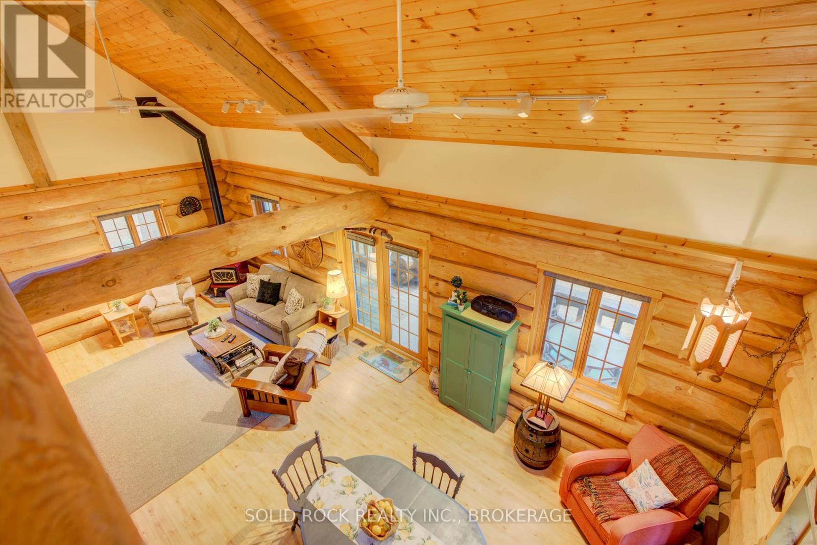 2091 Gull Lake Estates Lane, Frontenac (Frontenac North), ON - Indoor Photo Showing Other Room