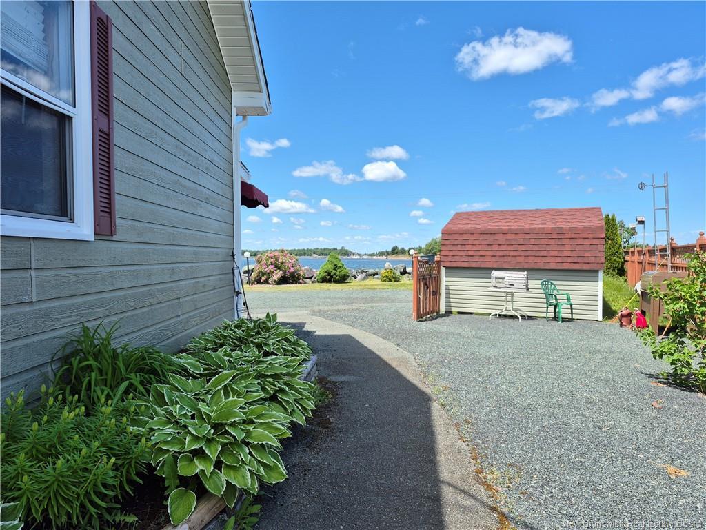 25 Bayshore Dr, Bathurst, NB