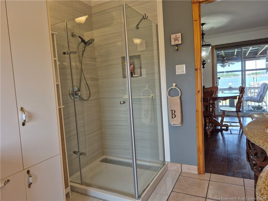 25 Bayshore Dr, Bathurst, NB