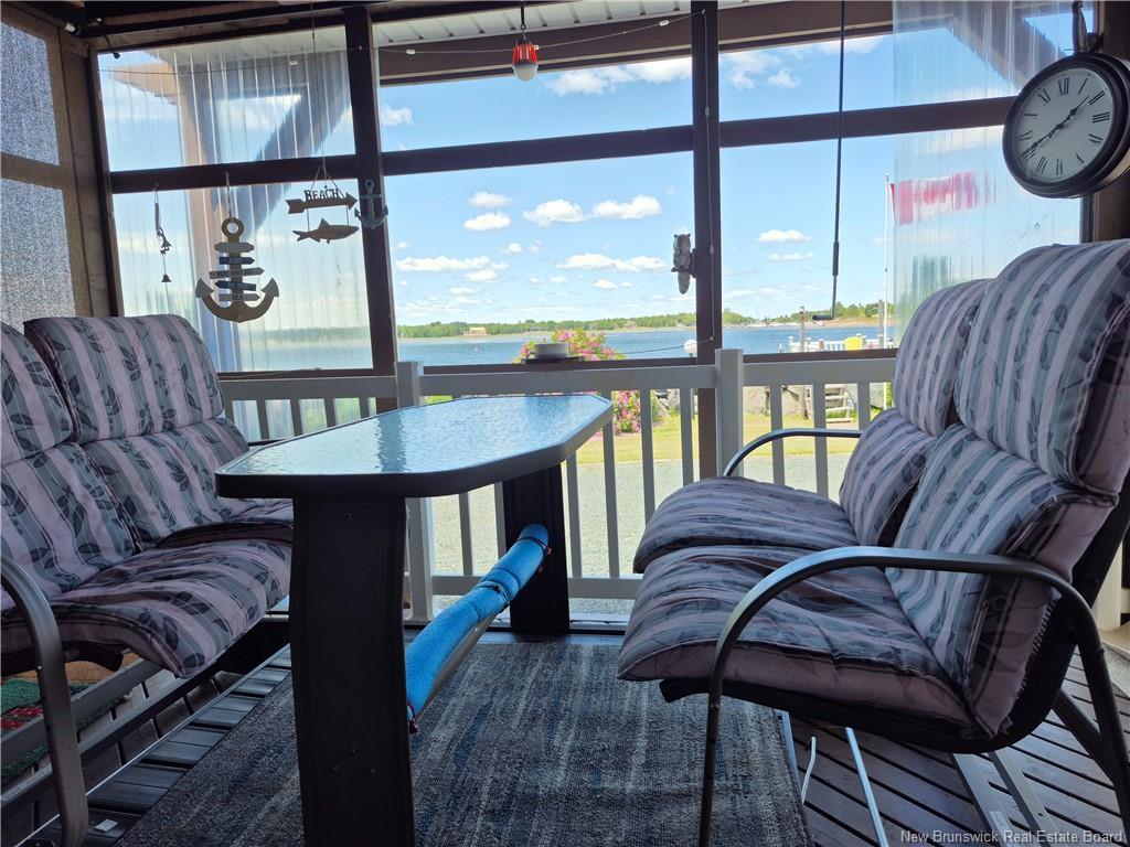 25 Bayshore Dr, Bathurst, NB