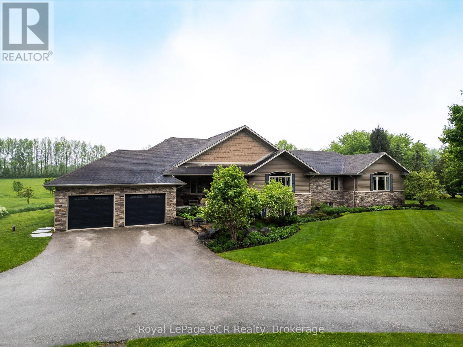 023038 Holland-Sydenham Townline, Chatsworth, ON - Outdoor With Facade