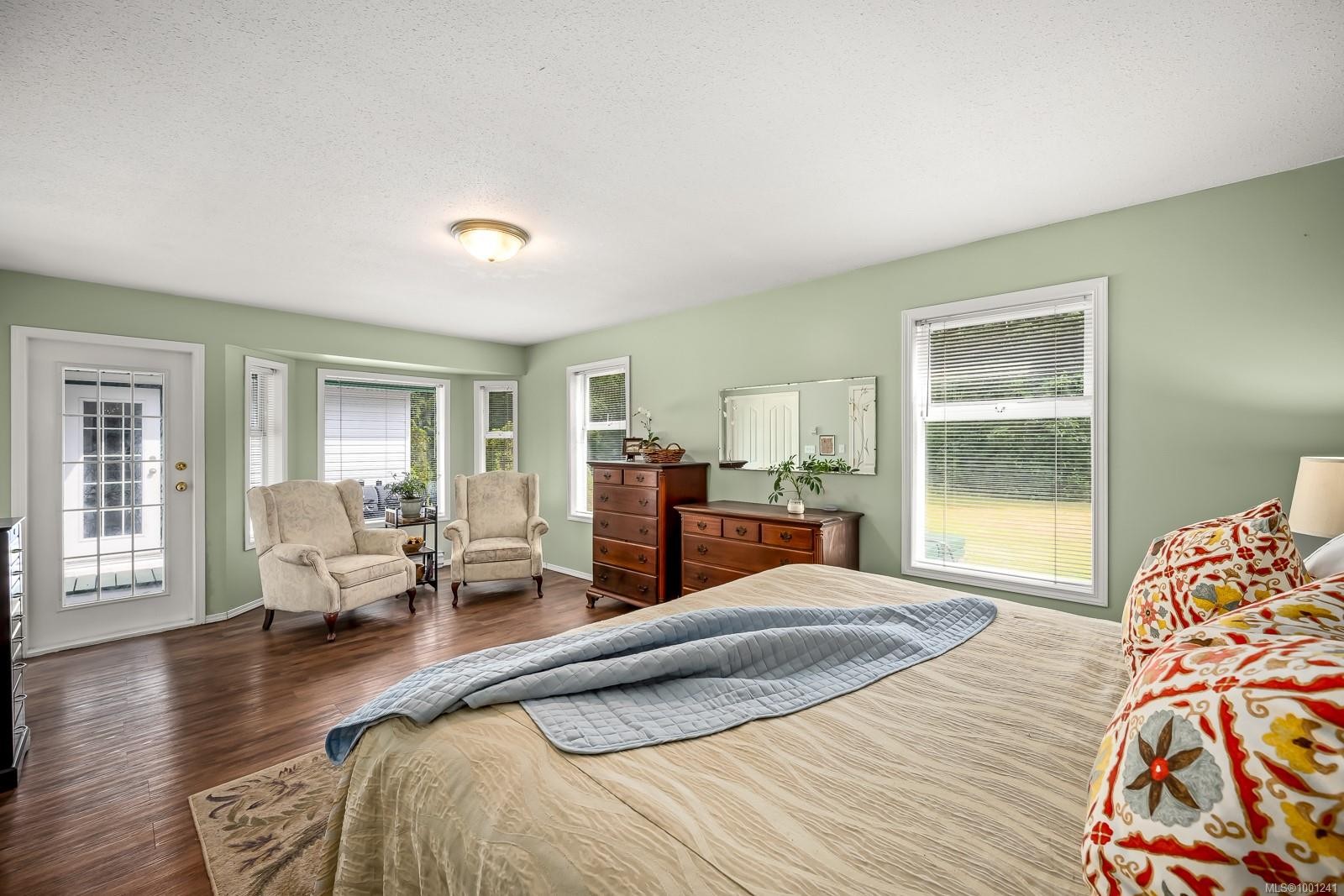 6576 Poulton Rd, Merville, BC