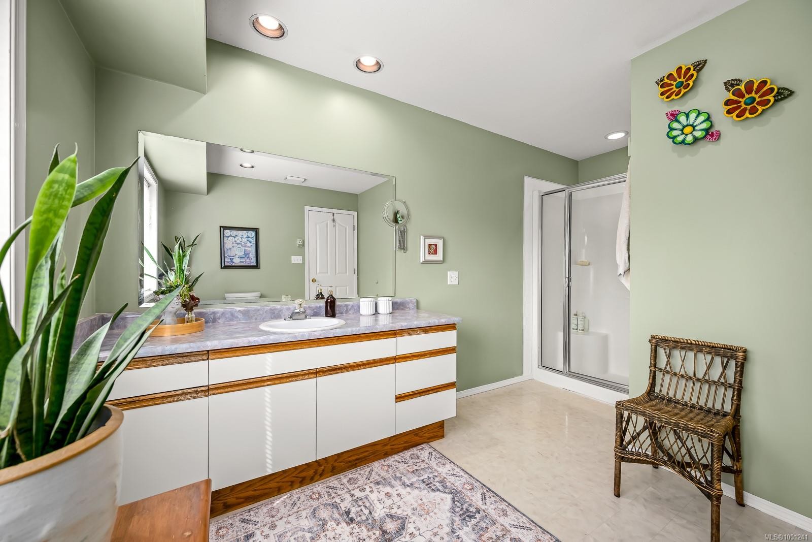 6576 Poulton Rd, Merville, BC