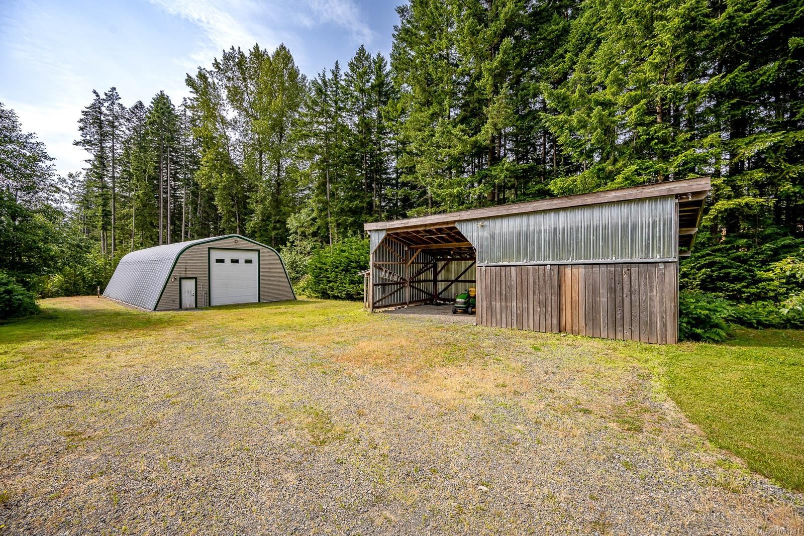 6576 Poulton Rd, Merville, BC
