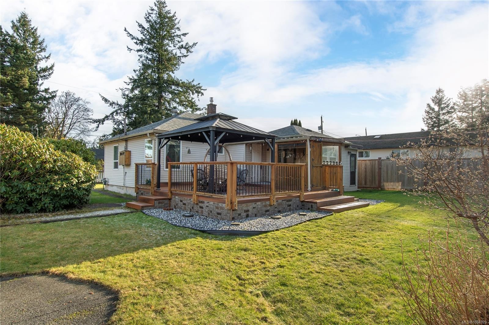 2742 Vargo Rd, Campbell River, BC