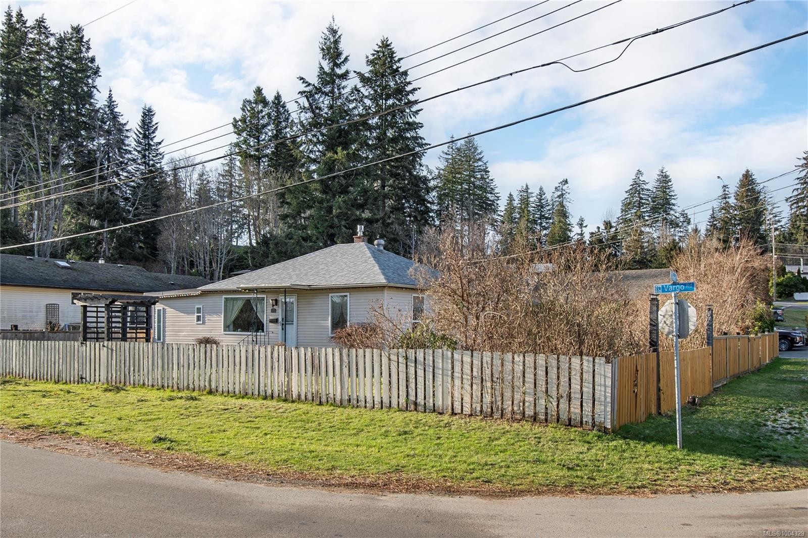 2742 Vargo Rd, Campbell River, BC