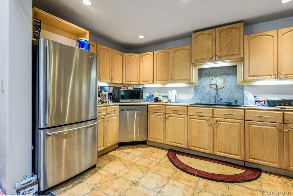 2524 Macaulay Rd, Black Creek, BC