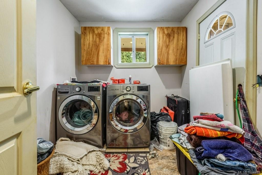 2524 Macaulay Rd, Black Creek, BC