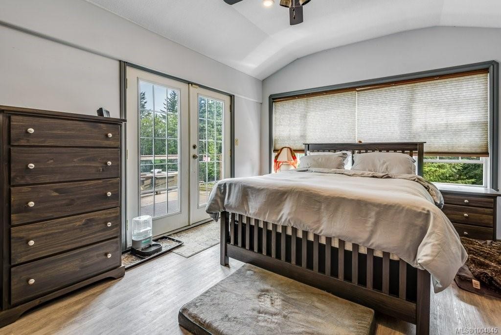 2524 Macaulay Rd, Black Creek, BC