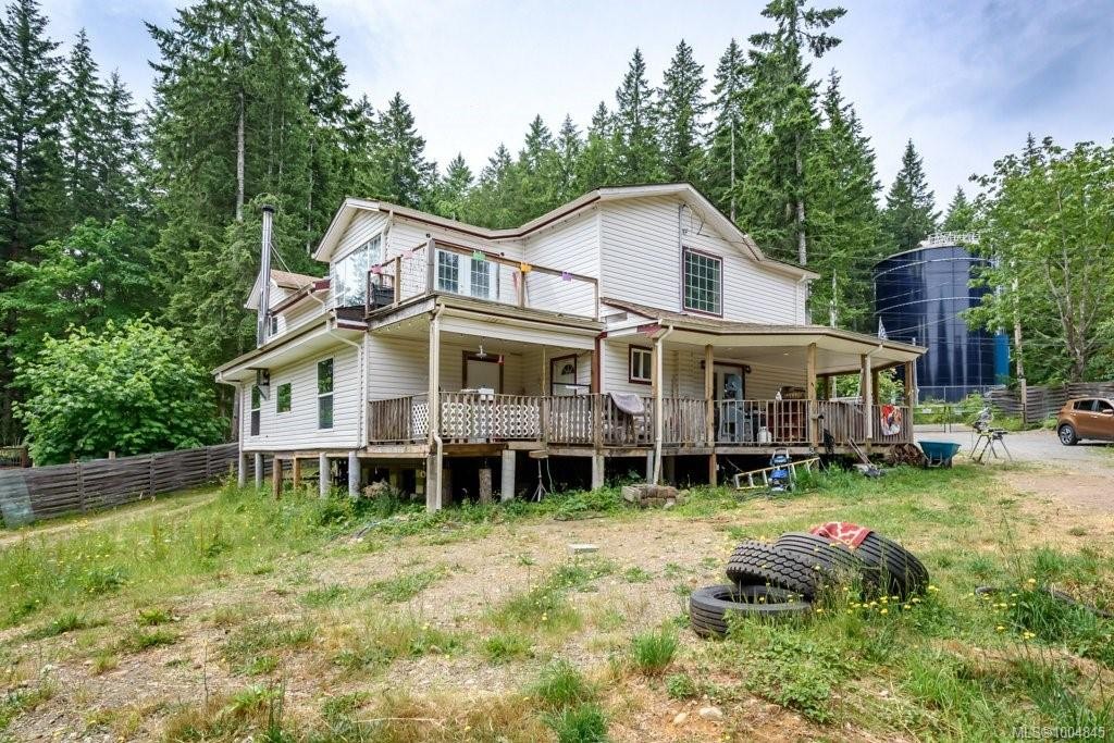 2524 Macaulay Rd, Black Creek, BC