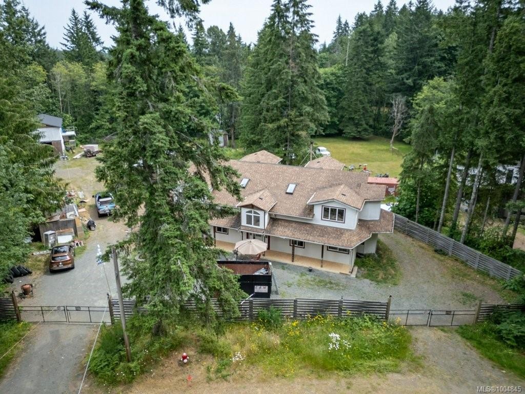 2524 Macaulay Rd, Black Creek, BC