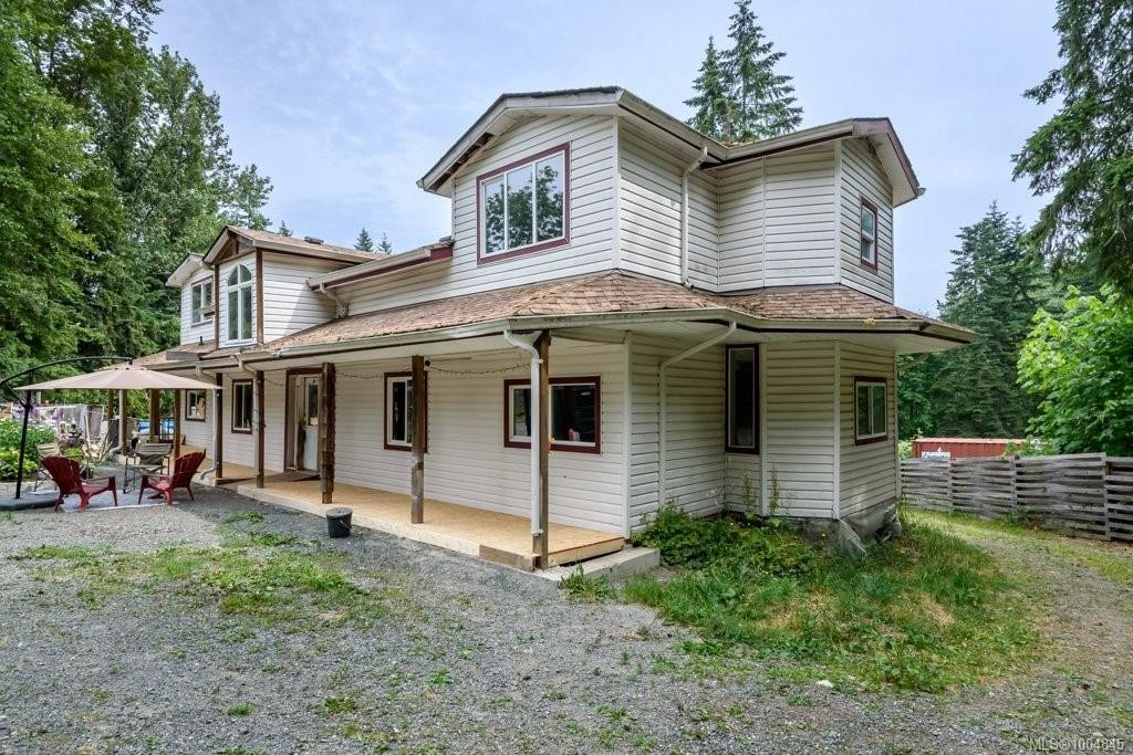 2524 Macaulay Rd, Black Creek, BC