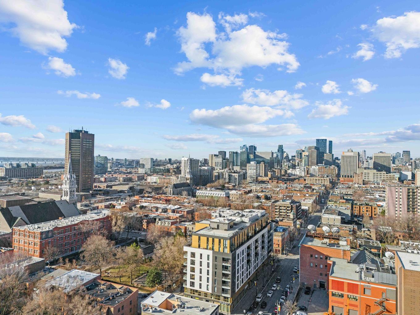 Aerial photo - 610-1575 Rue Gareau, Montréal (Ville-Marie), QC - Outdoor With View