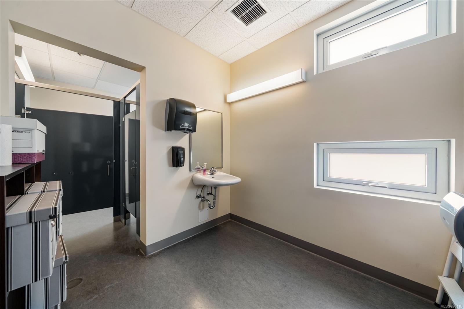 300-305-388 Harbour Rd, Victoria, BC