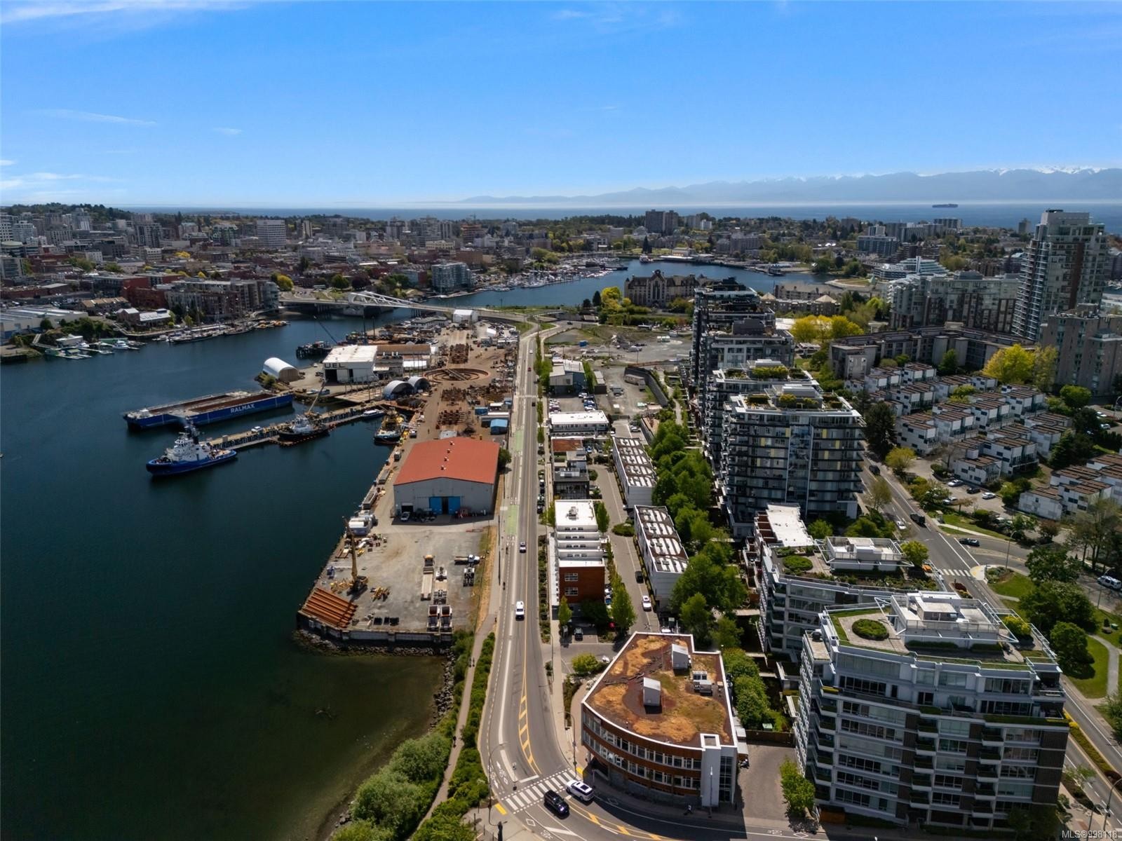 300-305-388 Harbour Rd, Victoria, BC