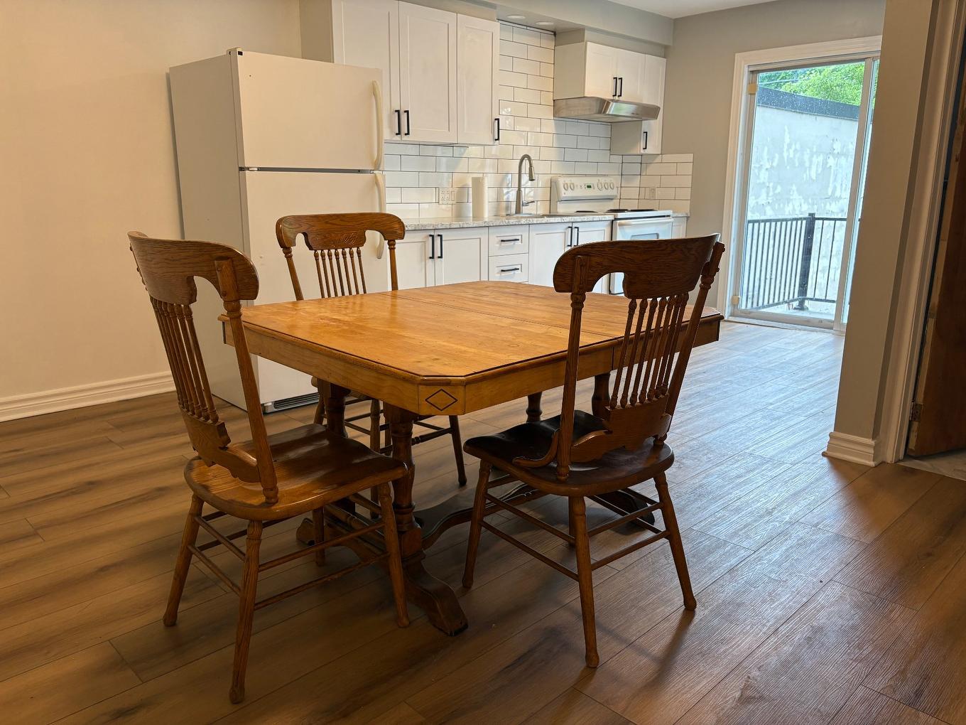 Kitchen - 1-4729 Rue Hochelaga, Montréal (Mercier/Hochelaga-Maisonneuve), QC - Indoor Photo Showing Dining Room