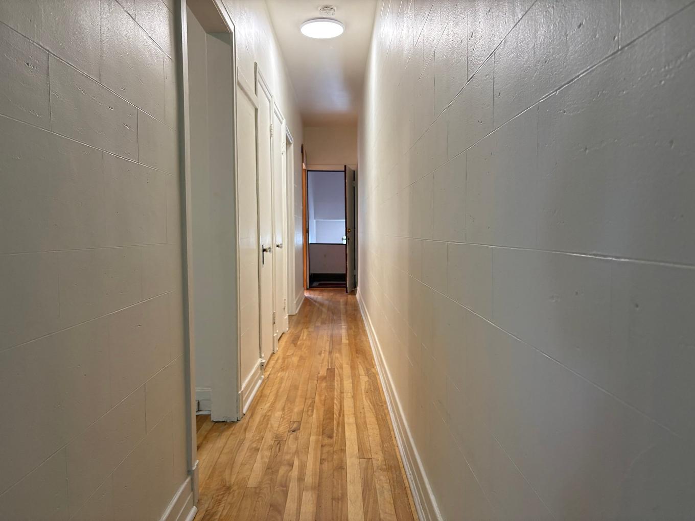 Passageway - 3849 Rue Hochelaga, Montréal (Mercier/Hochelaga-Maisonneuve), QC - Indoor Photo Showing Other Room