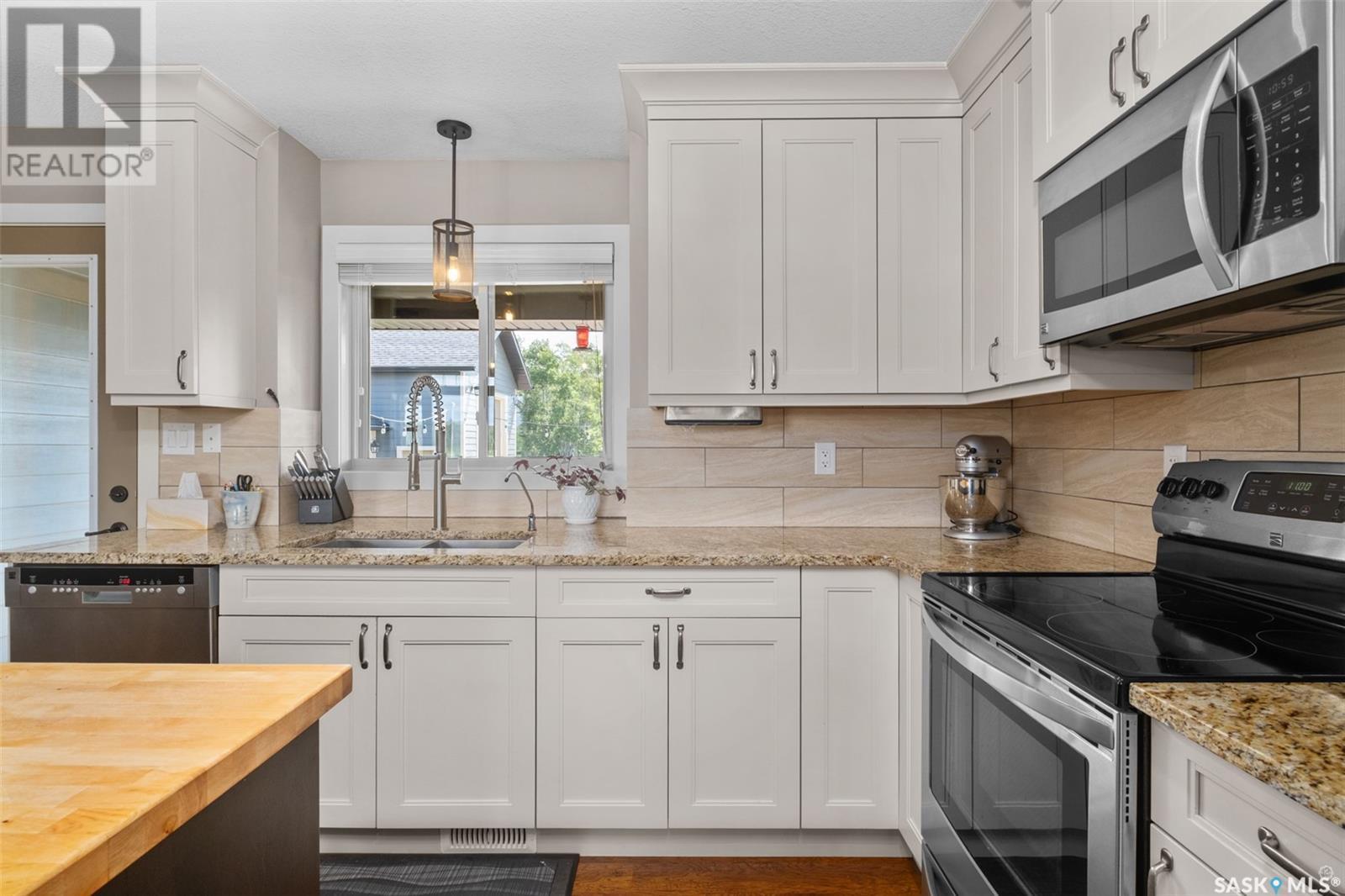 205 Aspen Cove, Paddockwood Rm No. 520, SK - Indoor Photo Showing Kitchen