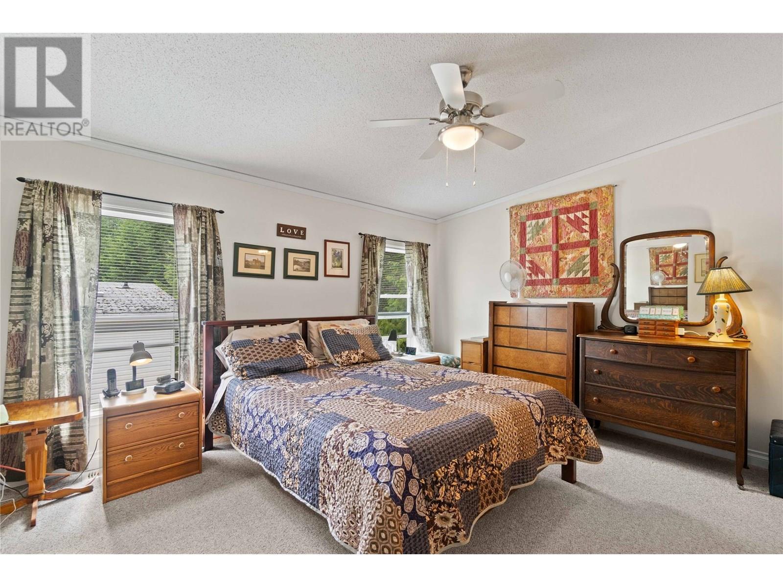 Primary bedroom - 1885 Tappen Notch Hill Road Unit# 48, Tappen, BC