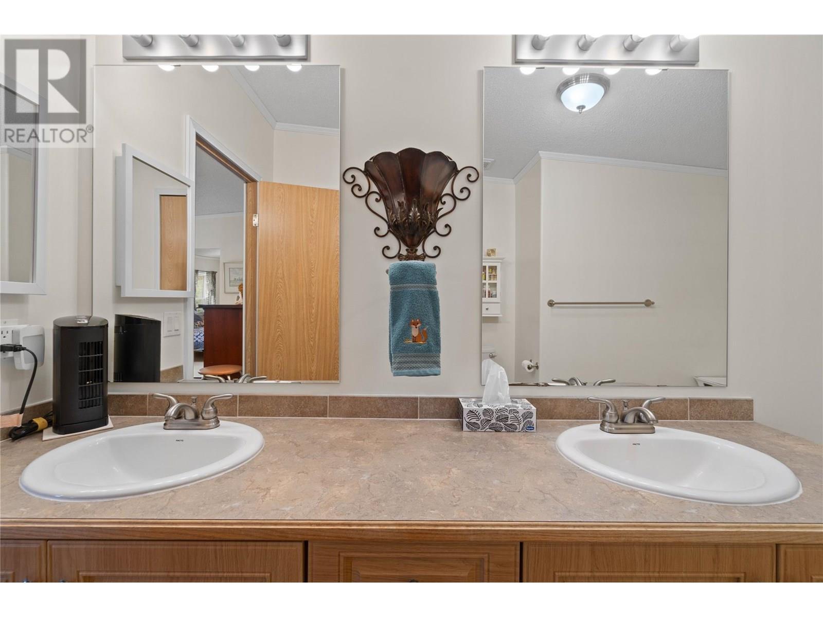 Ensuite - 1885 Tappen Notch Hill Road Unit# 48, Tappen, BC