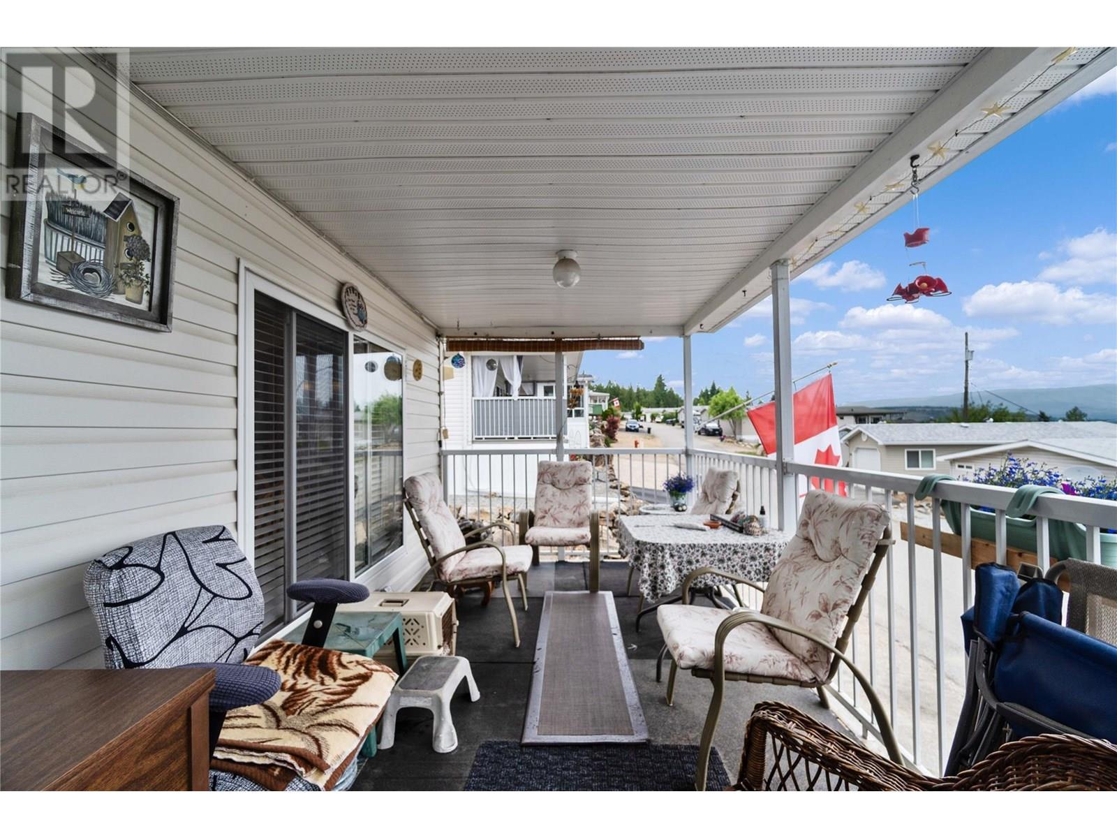 Covered deck - 1885 Tappen Notch Hill Road Unit# 48, Tappen, BC