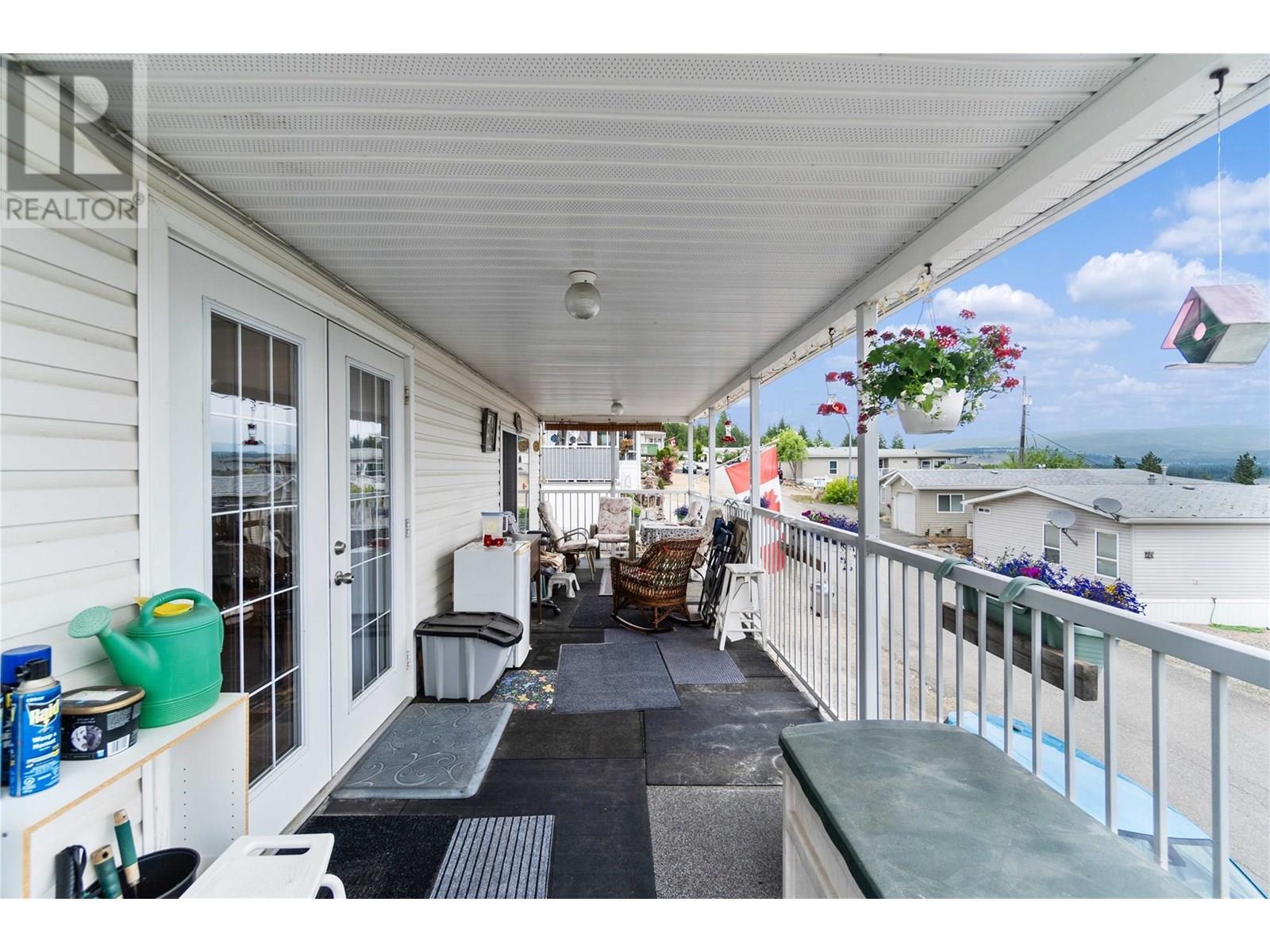 Deck - 1885 Tappen Notch Hill Road Unit# 48, Tappen, BC