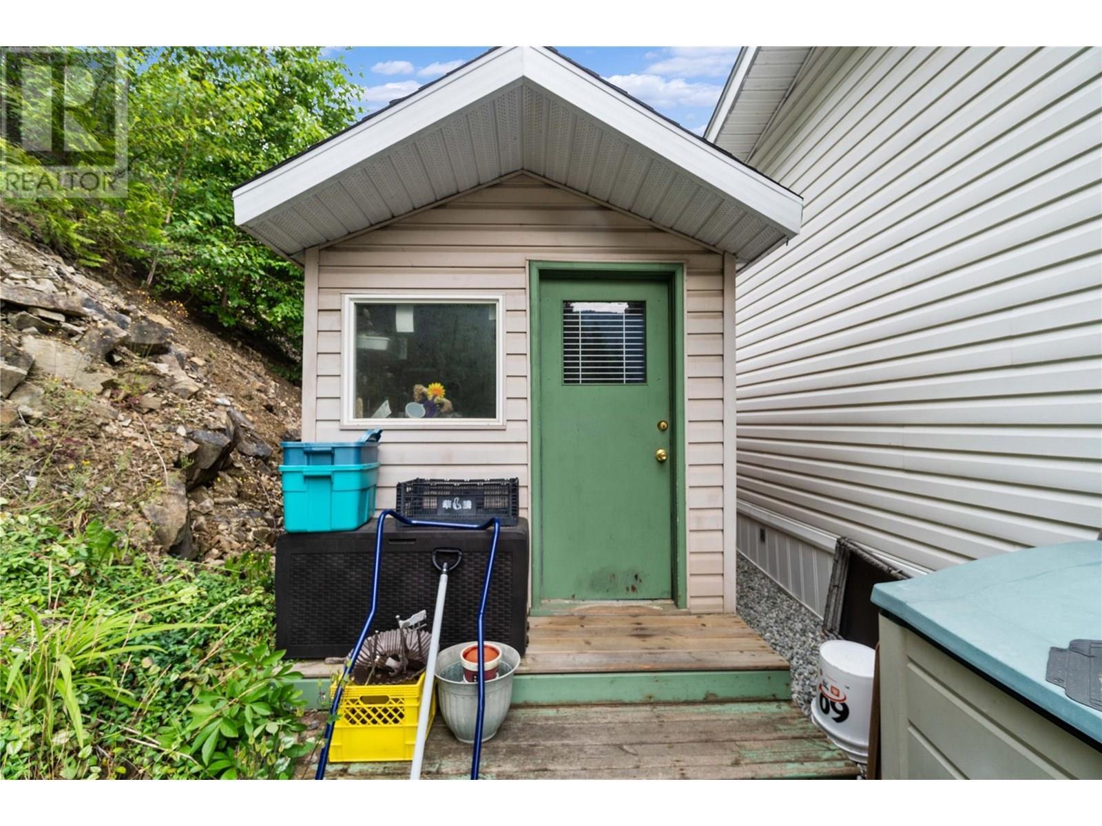 Garden shed - 1885 Tappen Notch Hill Road Unit# 48, Tappen, BC