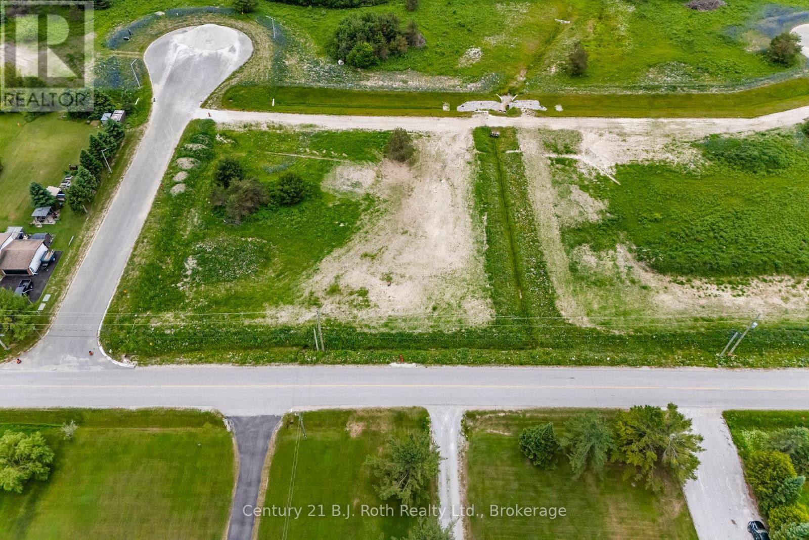 7 Scarlett Line, Springwater (Hillsdale), ON - Outdoor With View