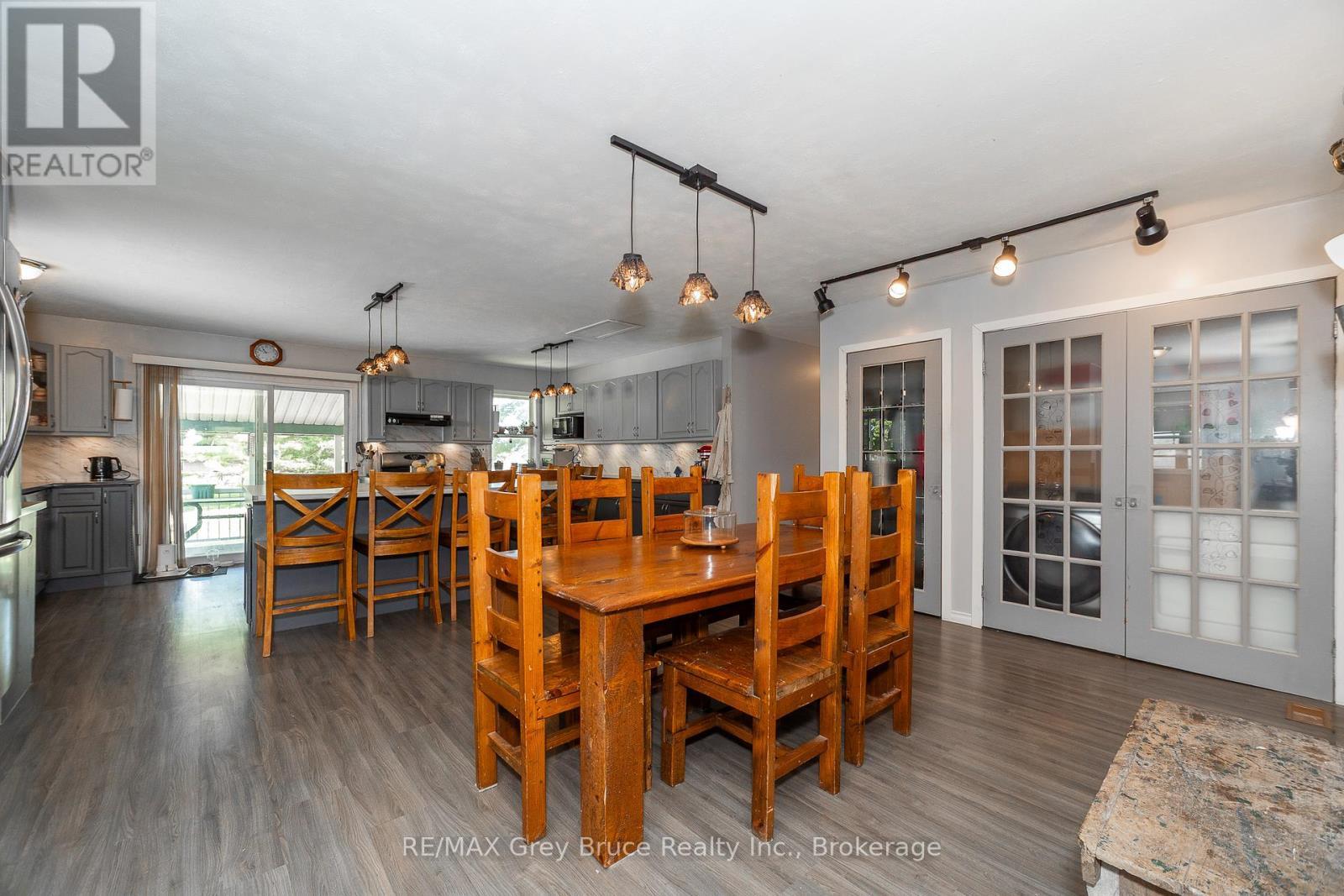 283 6 Concession, Arran-Elderslie, ON - Indoor Photo Showing Dining Room