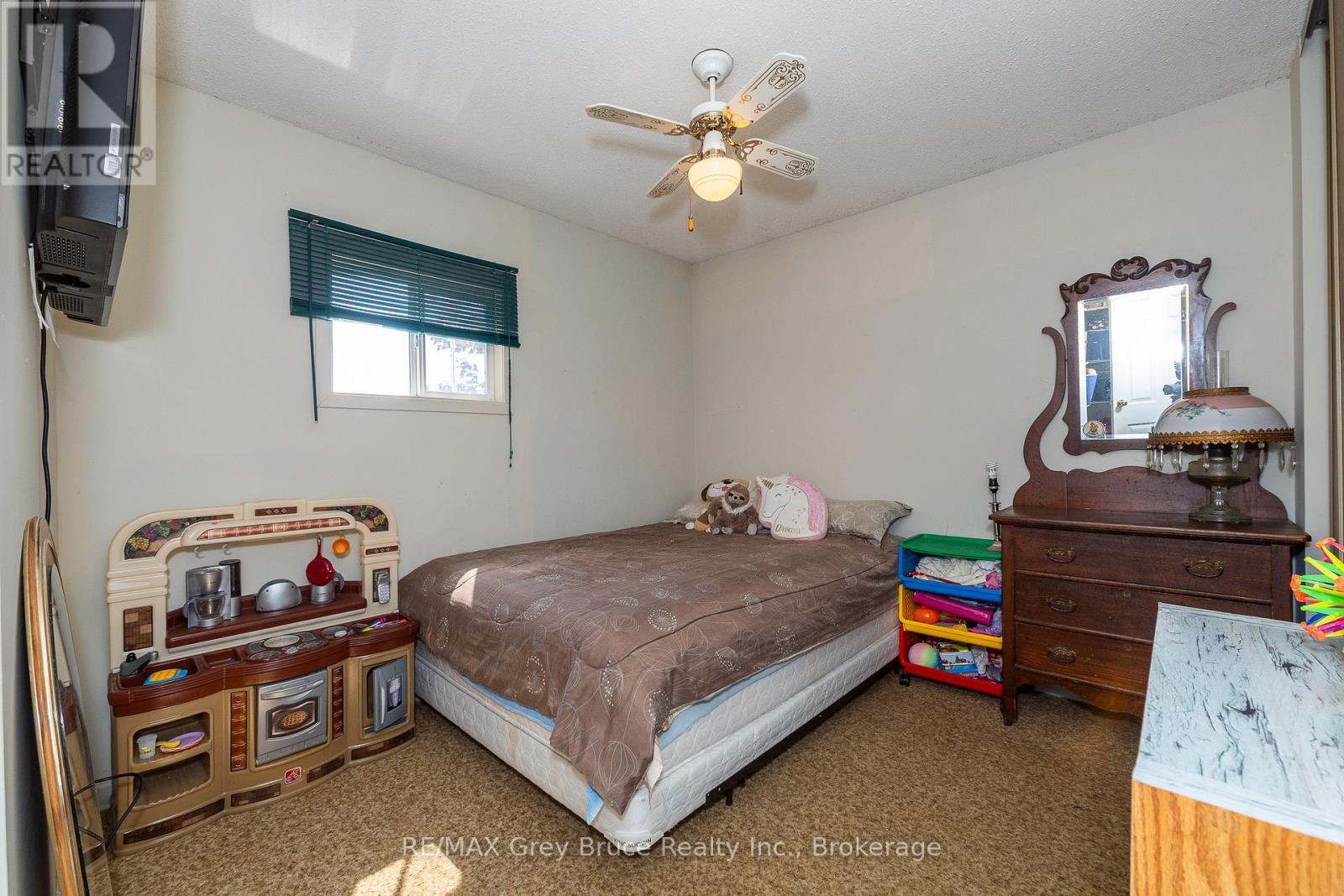 283 6 Concession, Arran-Elderslie, ON - Indoor Photo Showing Bedroom
