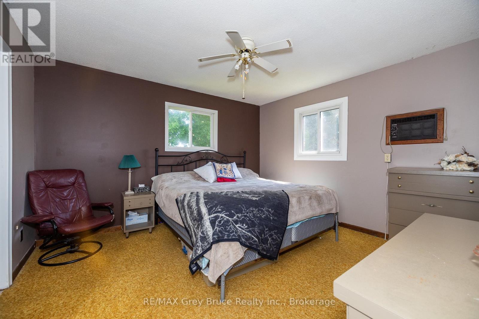 283 6 Concession, Arran-Elderslie, ON - Indoor Photo Showing Bedroom