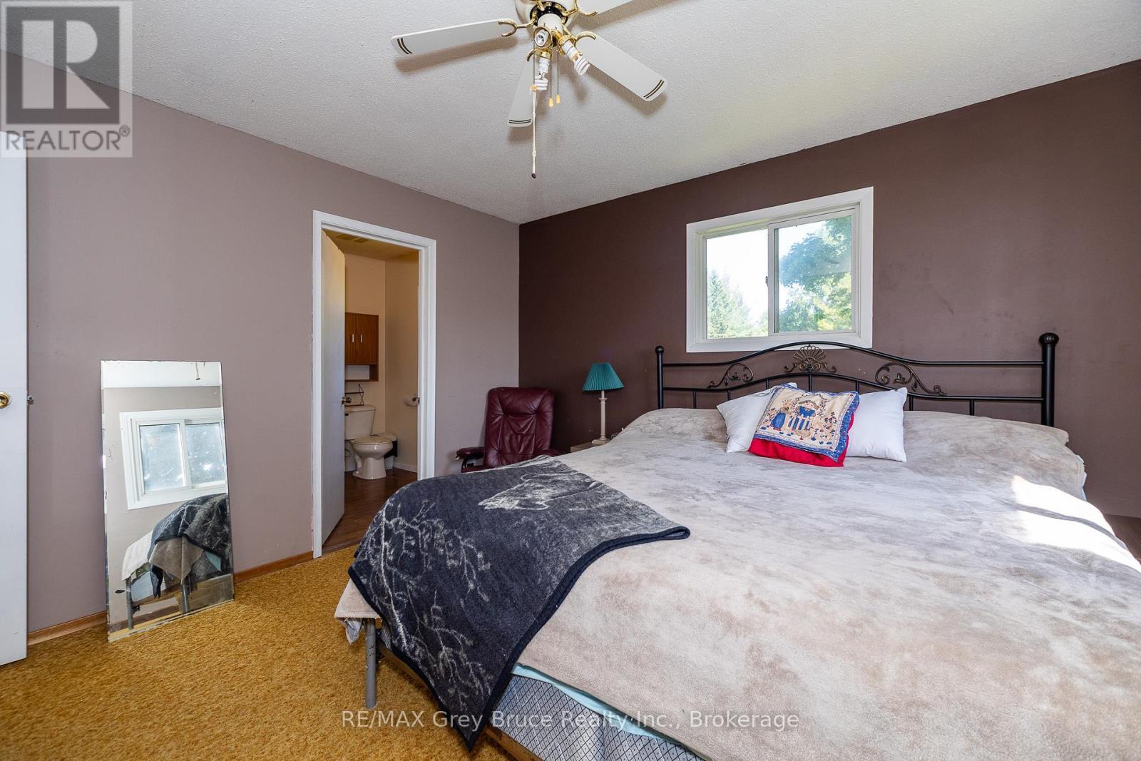 283 6 Concession, Arran-Elderslie, ON - Indoor Photo Showing Bedroom