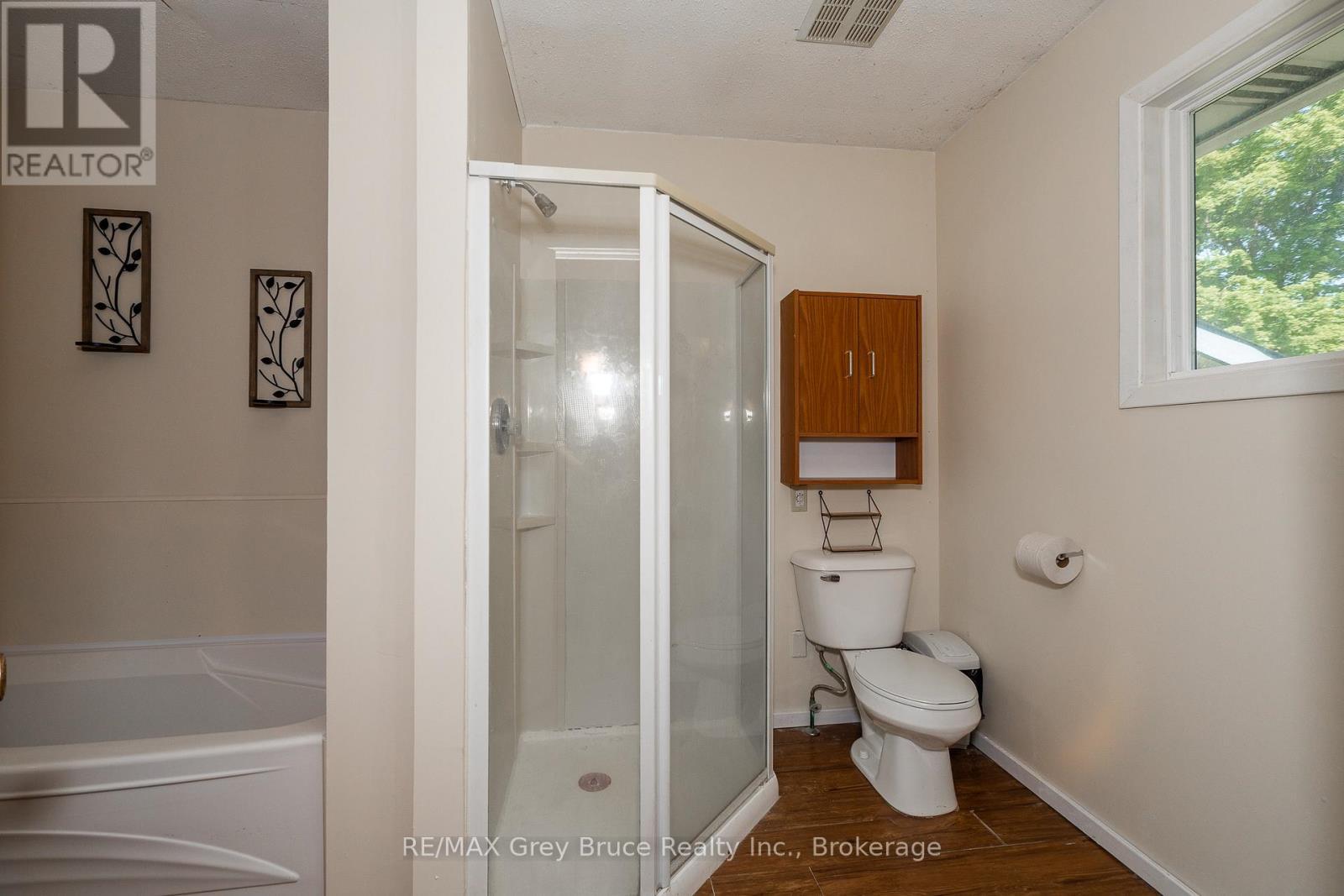 283 6 Concession, Arran-Elderslie, ON - Indoor Photo Showing Bathroom