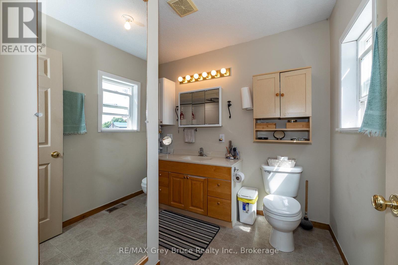 283 6 Concession, Arran-Elderslie, ON - Indoor Photo Showing Bathroom