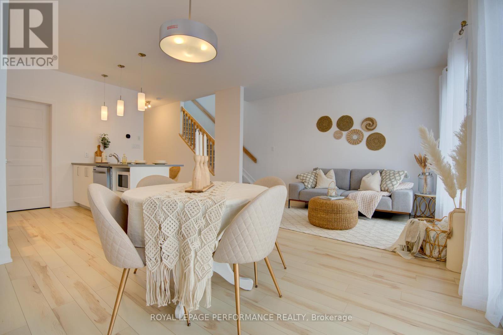 Th-152C Cypress Street, The Nation, ON - Indoor Photo Showing Dining Room