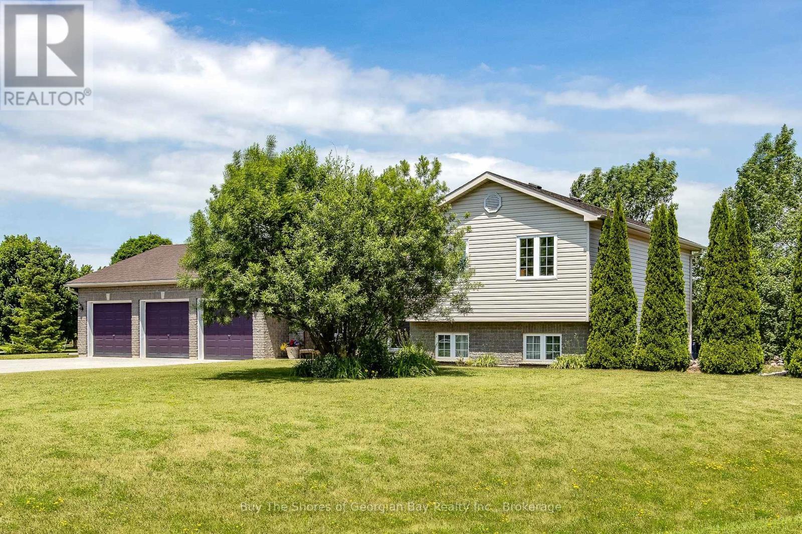 24 Marl Creek Drive, Springwater (Phelpston), ON - Outdoor