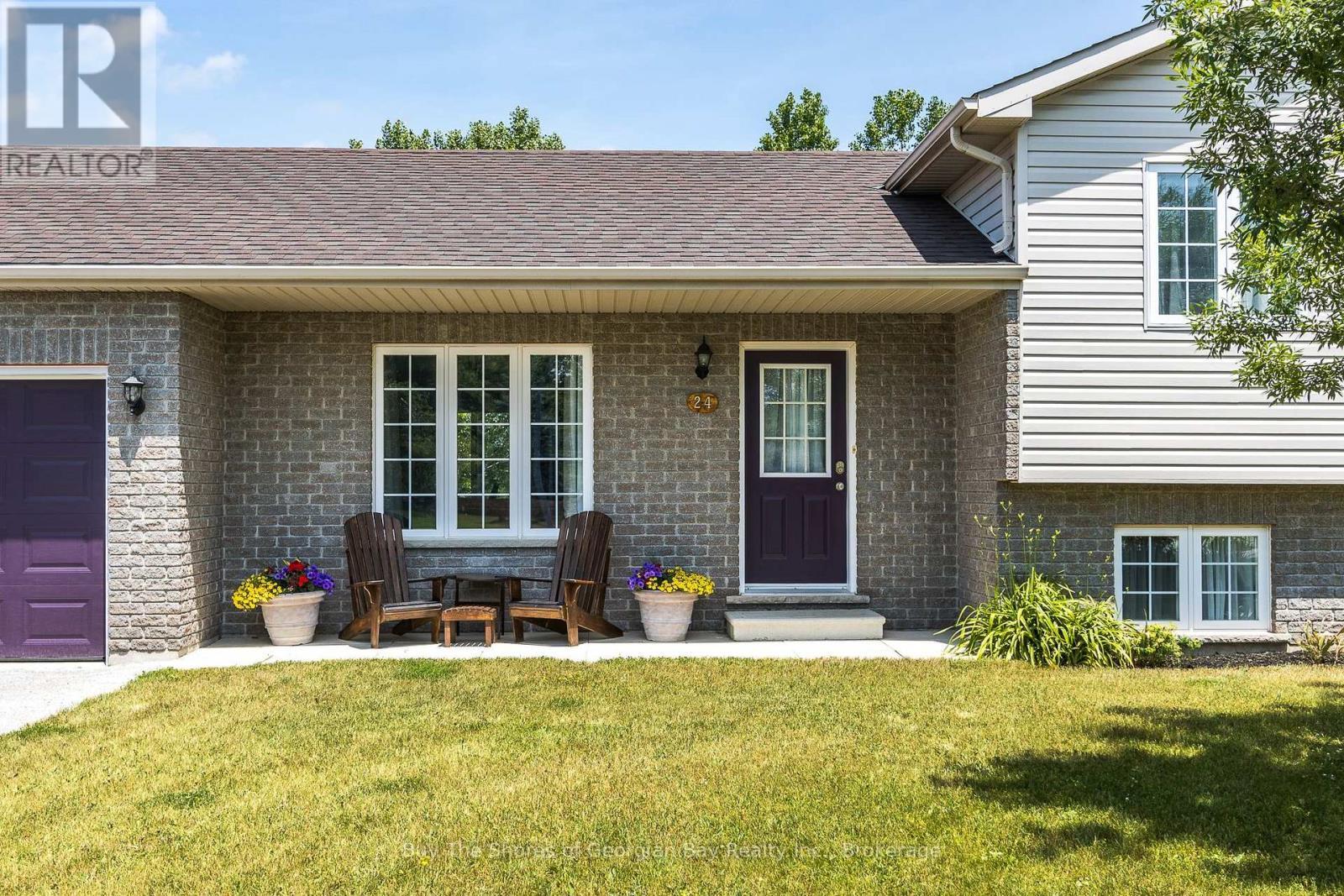 24 Marl Creek Drive, Springwater (Phelpston), ON - Outdoor