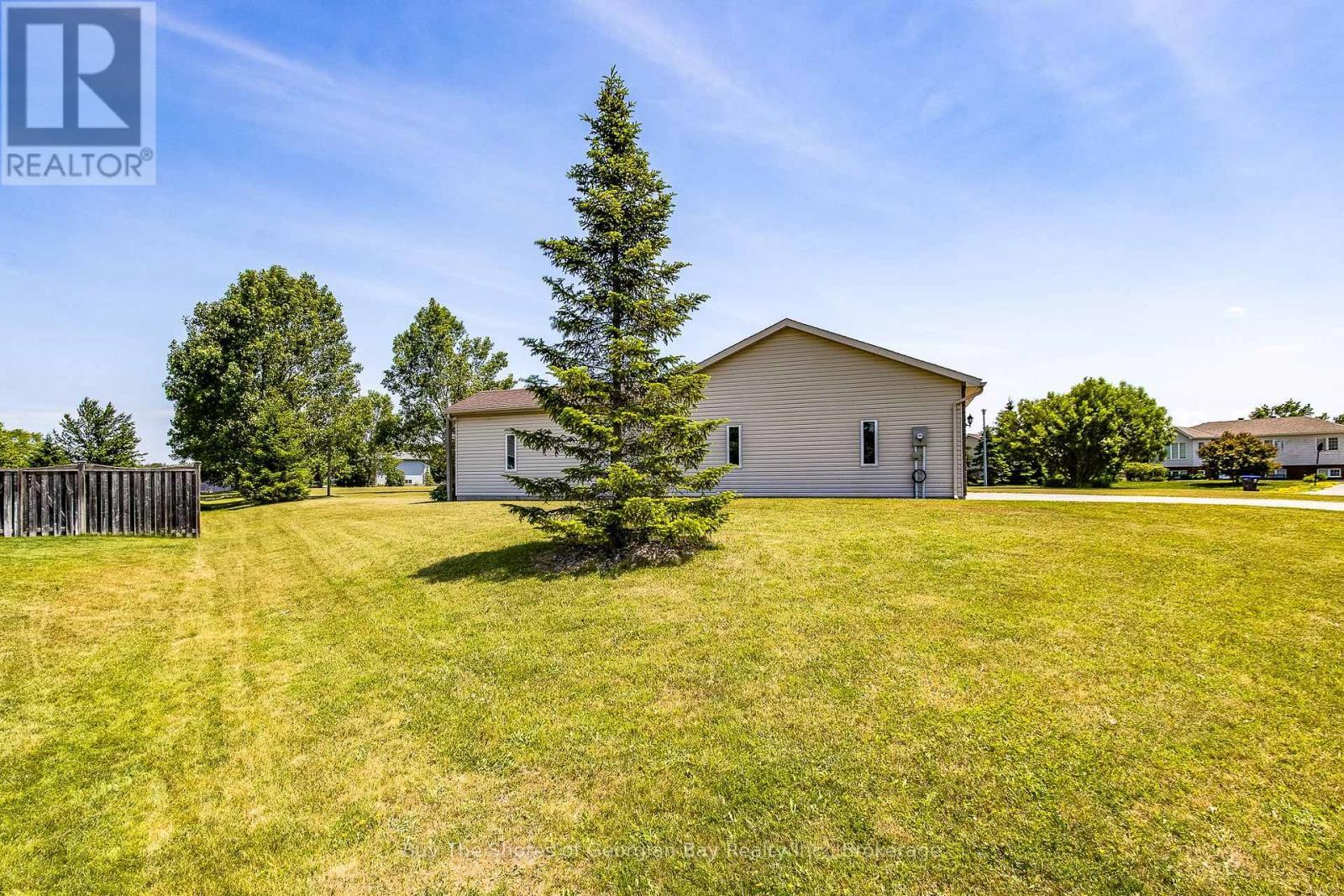 24 Marl Creek Drive, Springwater (Phelpston), ON - Outdoor