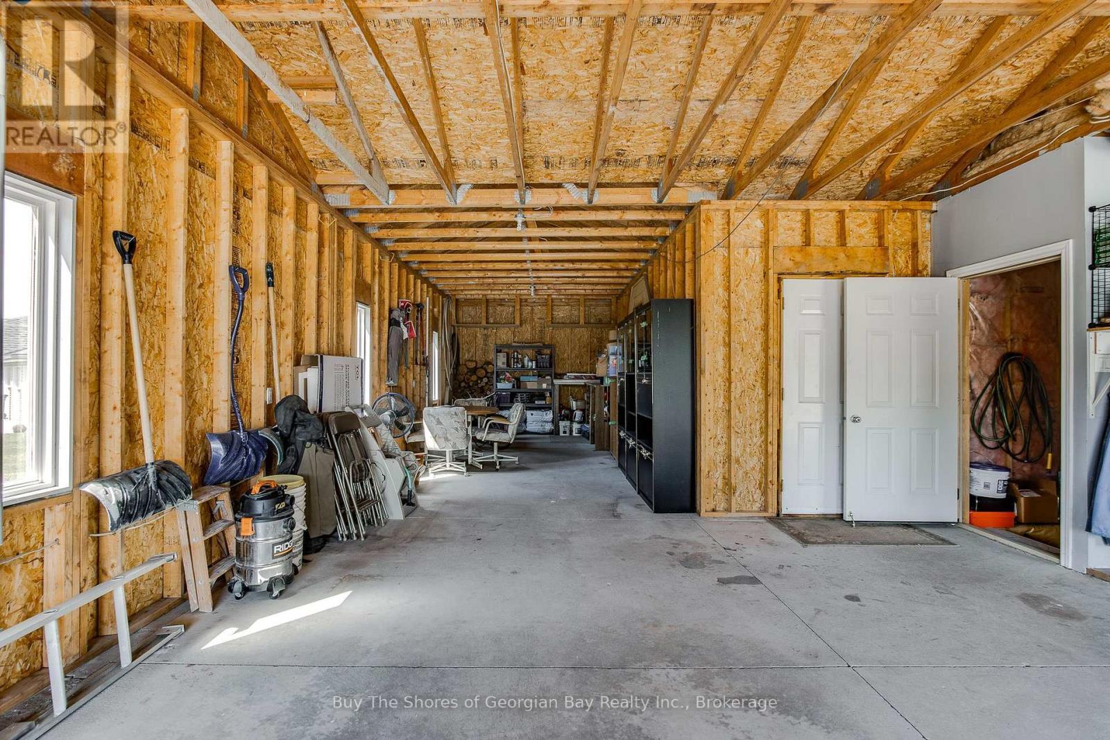 24 Marl Creek Drive, Springwater (Phelpston), ON - Indoor