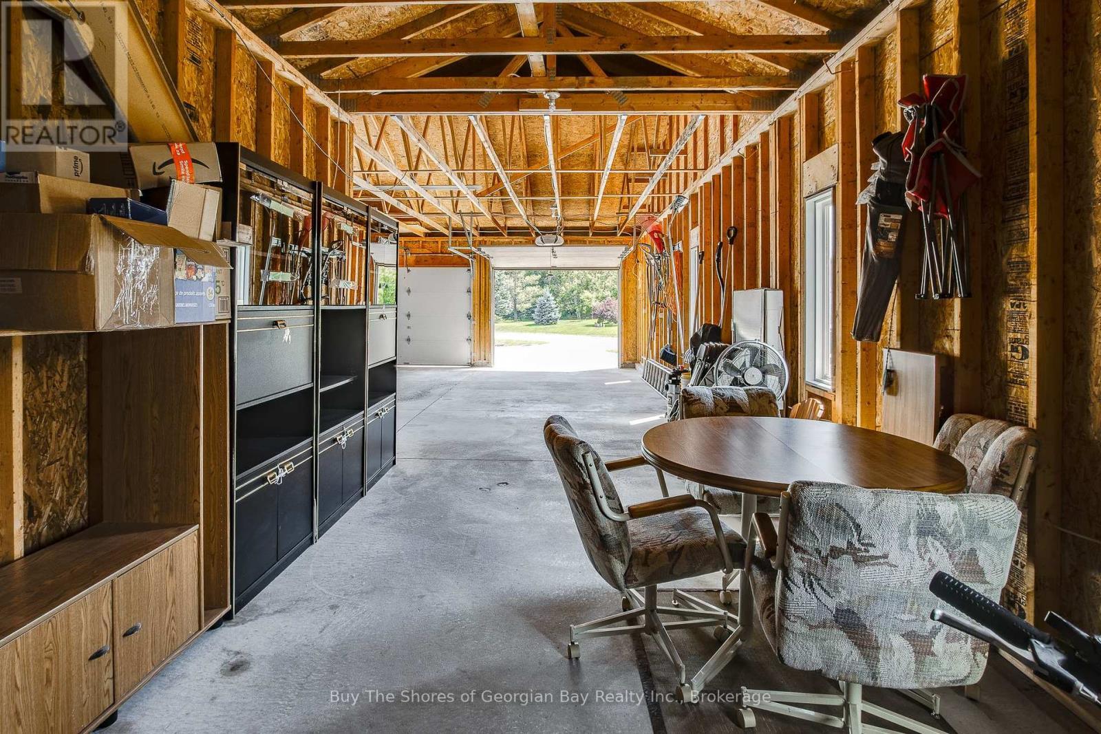 24 Marl Creek Drive, Springwater (Phelpston), ON - Indoor