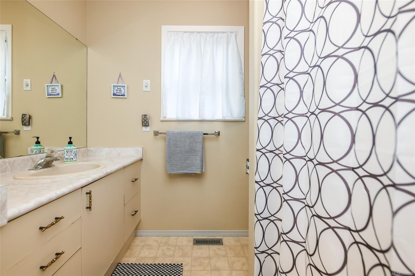 8732 Paulsen Rd, Black Creek, BC